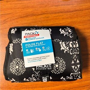 PACKIT FREEZABLE-DELUXE LUNCH COOLER FOLDS FLAT